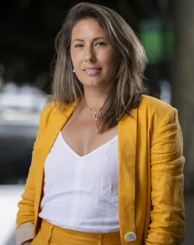 Nicole Monks, mili mili