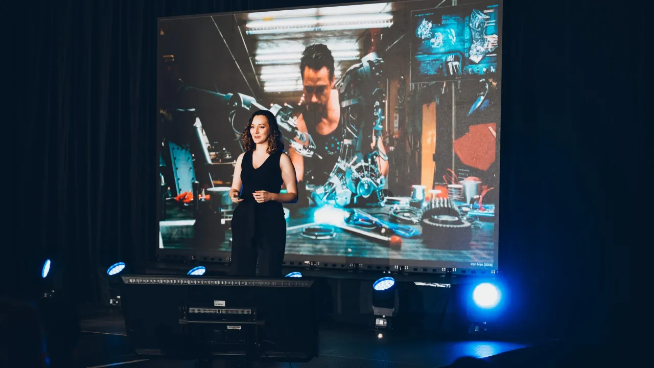An image of Sophia Kurianski presenting about Jinolo as part of the INCUBATE program