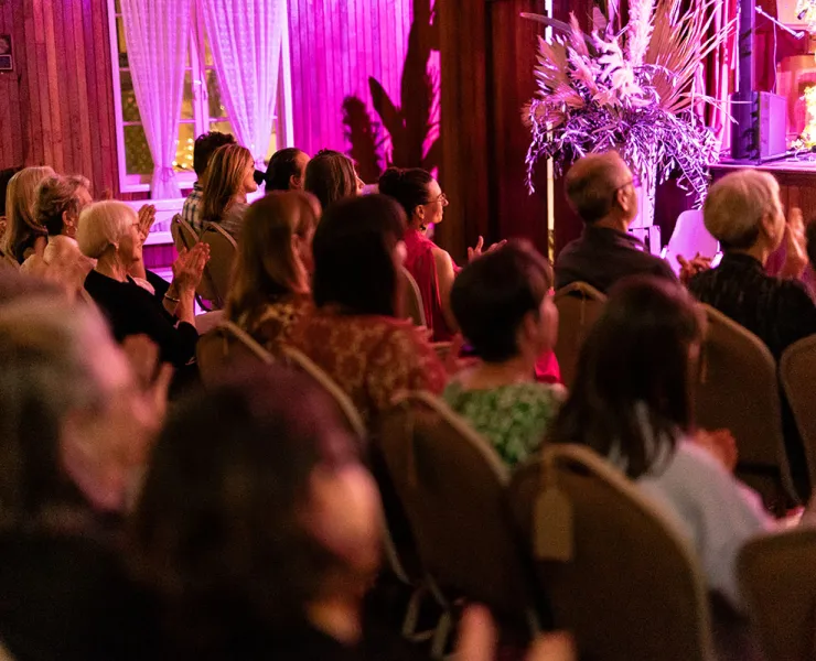 Long Listen audience